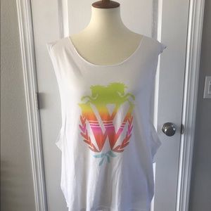 WILDFOX RAINBOW LOGO CROP MUSCLE TANK SHIRT Sz XS